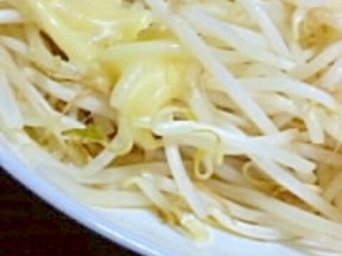 電子レンジで★コンソメチーズもやし